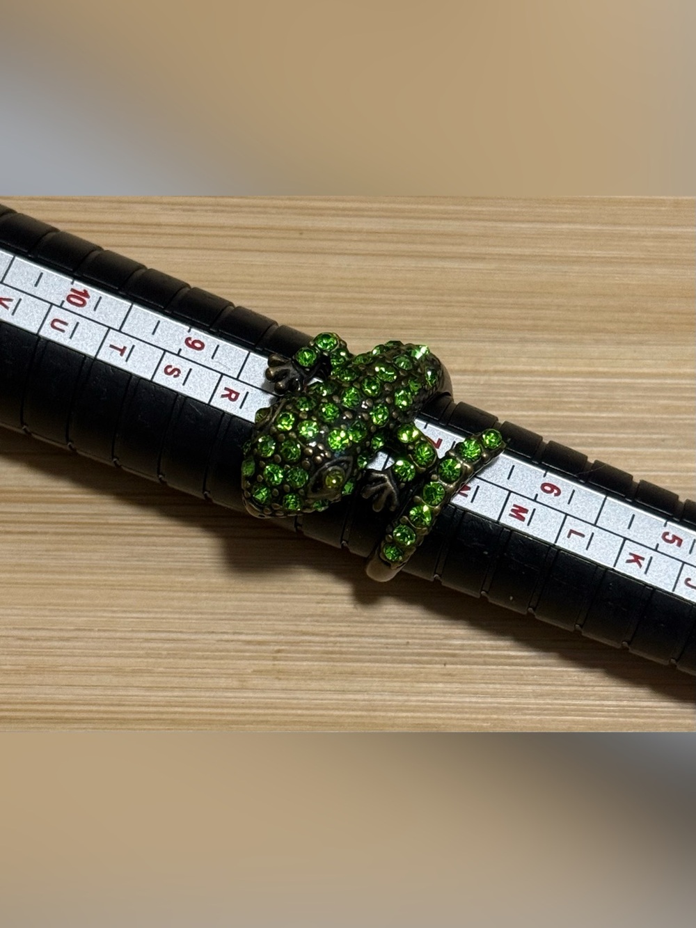 Green Rhinestone Lizard Ring